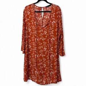 Floral Scoop Neck Shift Dress in Rust - Women